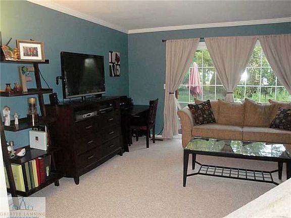 4th image of 1008 E Touraine Ave