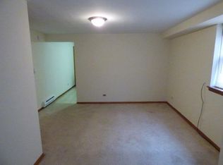 5815 W Montrose Ave, Chicago, IL 60634