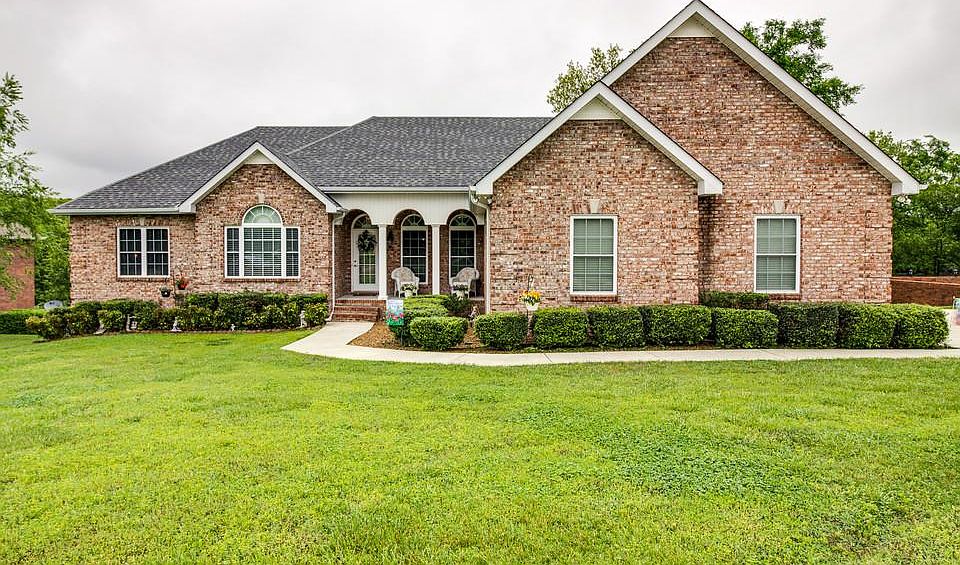 1st image of 504 Bryan Dr