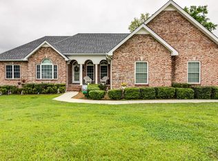 504 Bryan Dr, Winchester, TN 37398