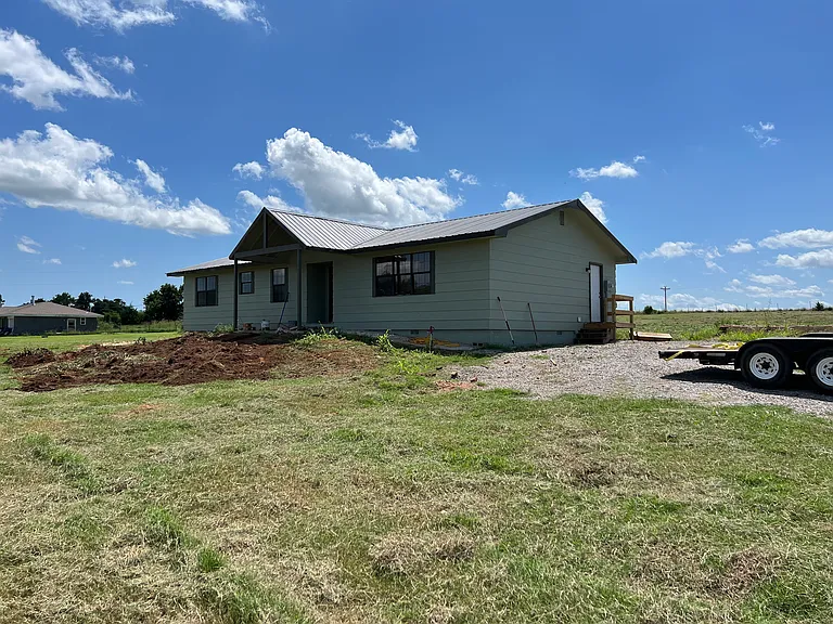 25963 May Ave — Photo 11