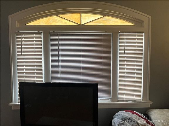 4th image of 1804 Waltham Ave