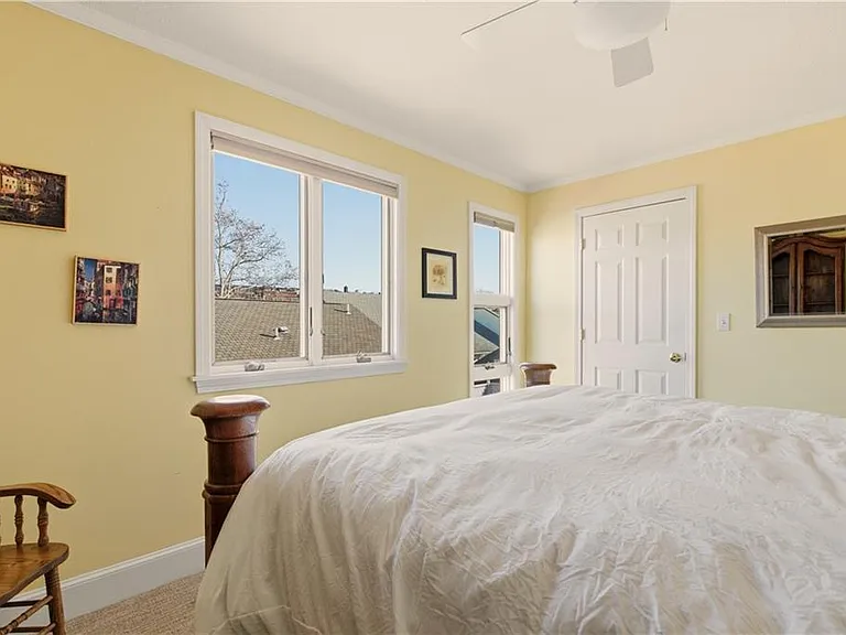 216 Goddard Row — Photo 16