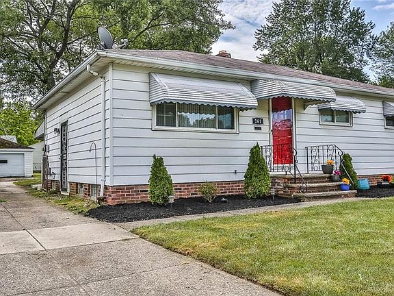 2nd image of 261 Bexley Dr