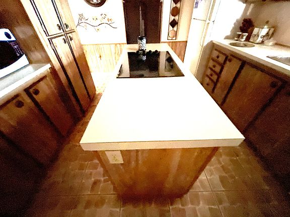 4th image of 1077 Larkfield Dr