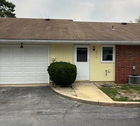 2nd image of 311A Dorchester Drive