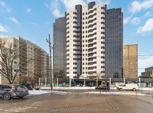 675 Richmond St #904, London, ON N6A 5X4