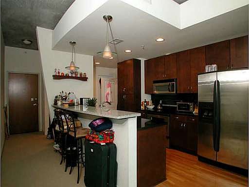5th image of 860 Peachtree St NE