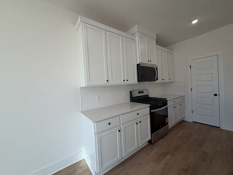 2341 Max Ave — Photo 27