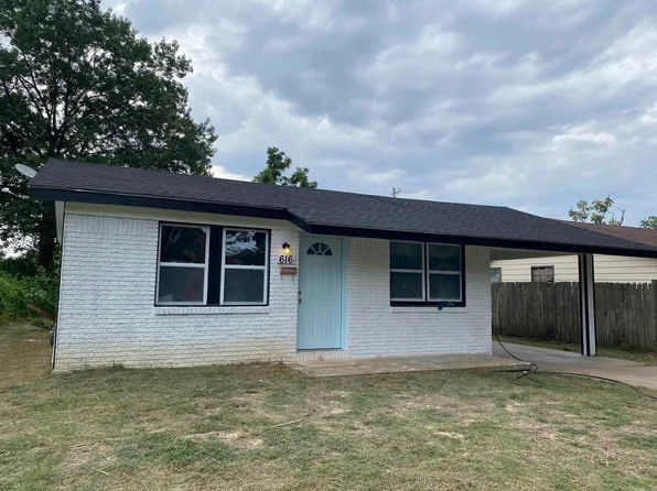 616 N Hickory St, North Little Rock, AR 72114