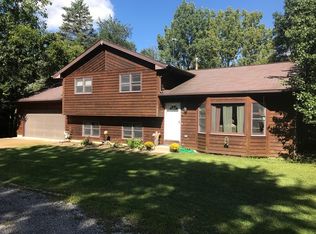 2604 Indian Trl, McHenry, IL 60051