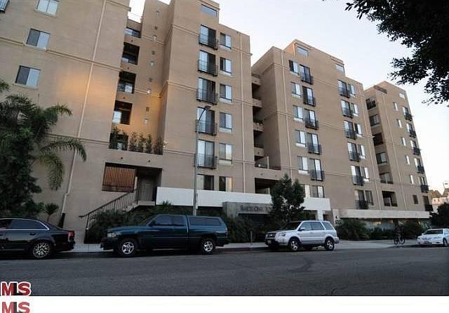 1st image of 625 S Berendo St APT 310