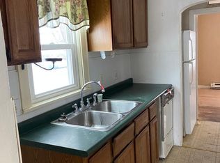 1082 Seminary Ave, Saint Paul, MN 55104