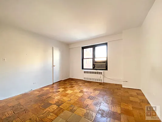 Rented by LoHo Realty | media 24