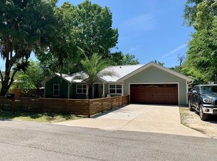 1025 NE 5th Pl, Gainesville, FL 32601