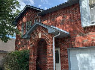 9819 Chiselhurst Dr, Houston, TX 77065