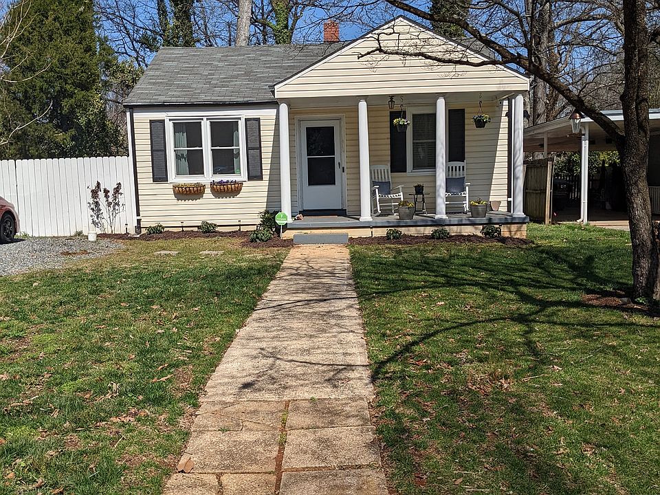 1st image of 2102 Bluemont Dr
