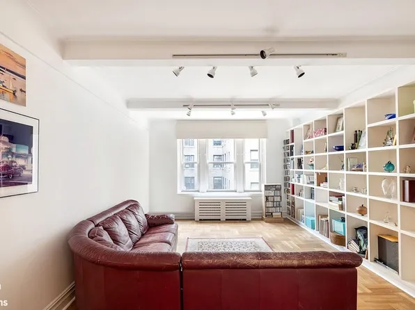 470 W End Ave #10C, New York, NY 10024