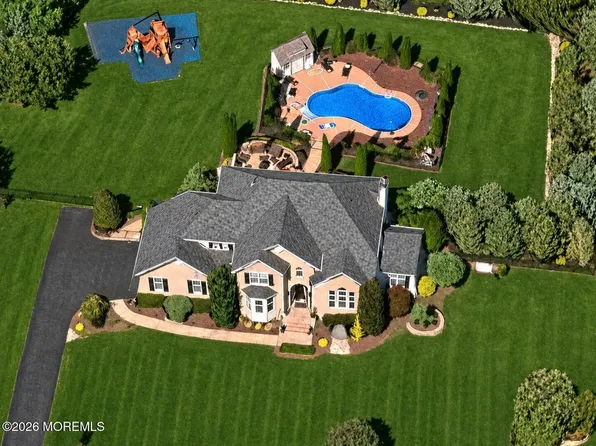 15 Rodeo Drive, Jackson, NJ 08527