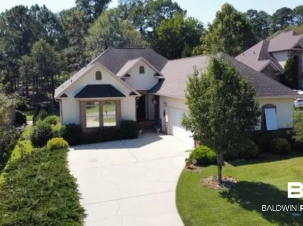 7090 Carson Ln, Spanish Fort, AL 36527