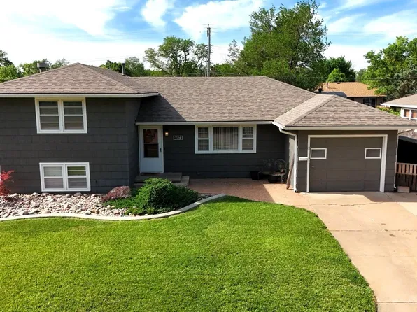 724 Carl Ave, Salina, KS 67401