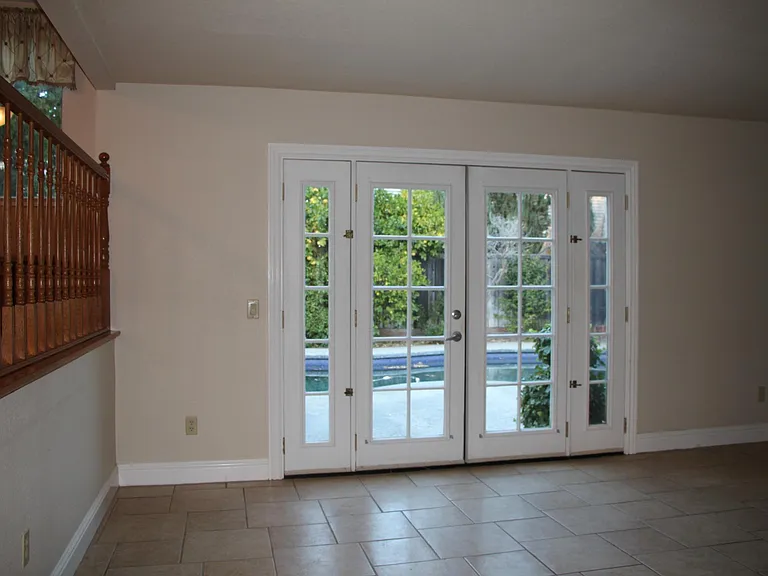 112 Garrett Dr — Photo 16