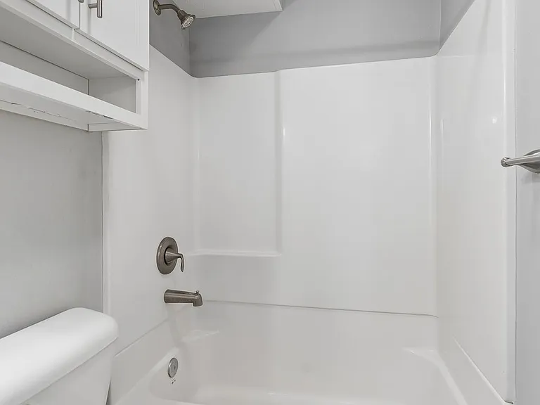 4702 Wakeley St #4 — Photo 27