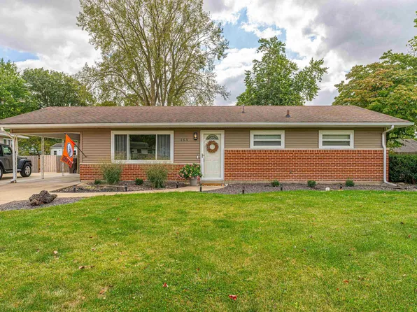 165 Southgate St, Lincoln, IL 62656