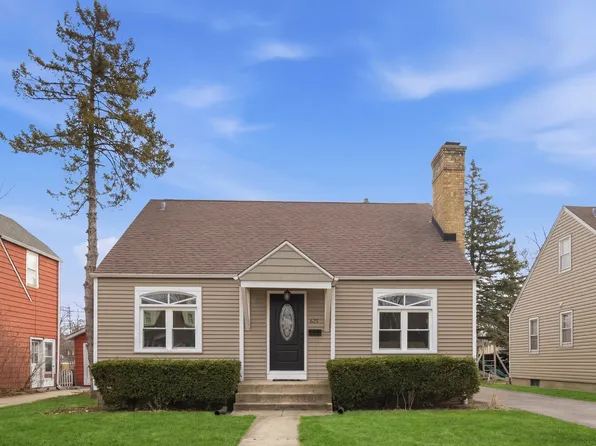 (undisclosed Address), Waukegan, IL 60085