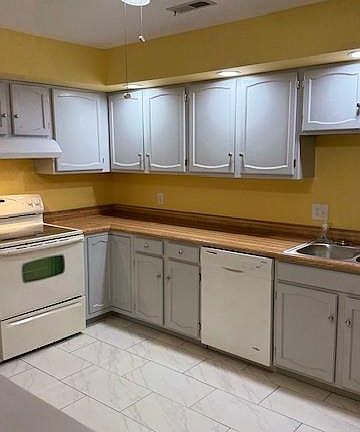 4th image of 213 N Ryans Way