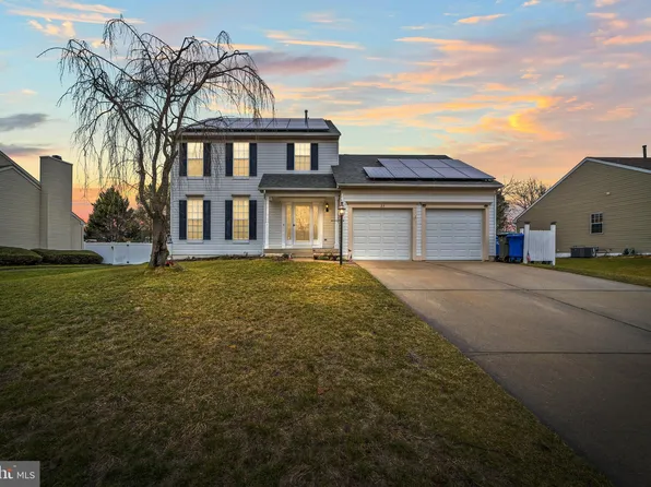 23 Middleton Dr, Lumberton, NJ 08048