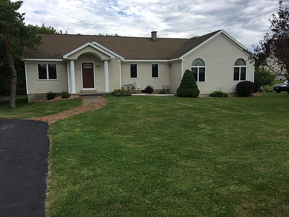3rd image of 8183 Kellogg St #A