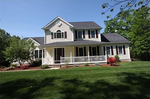 2nd image of 52 Elmwood St