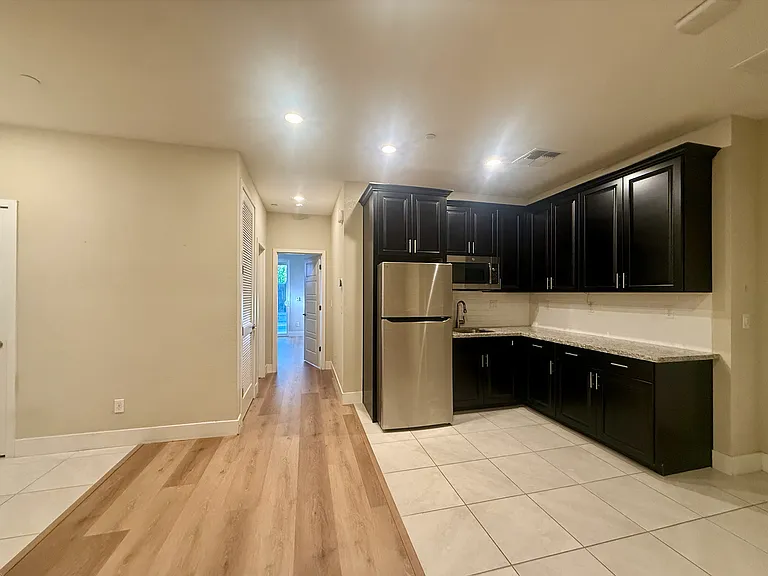 9523 Sauterne Way — Photo 5