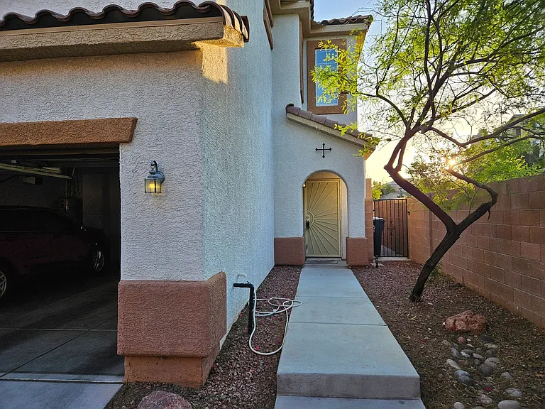 7349 Trailside Park Ct — Photo 50