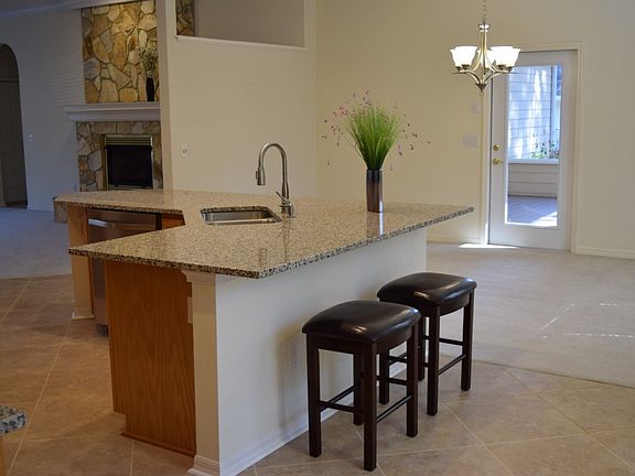 4th image of 10990 Palmetto Boulevard