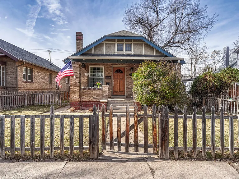 1445 S Lincoln St — Photo 26