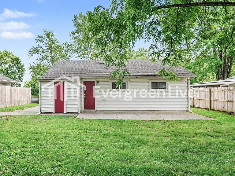 2417 Dawnlight Ave — Photo 15