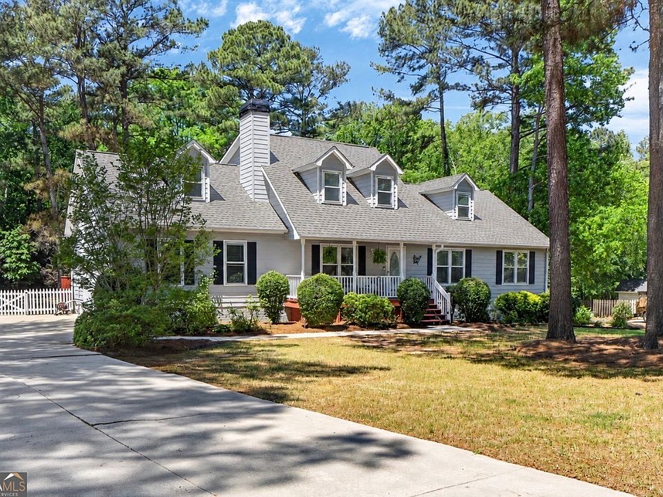1st image of 355 N Oakland Cir