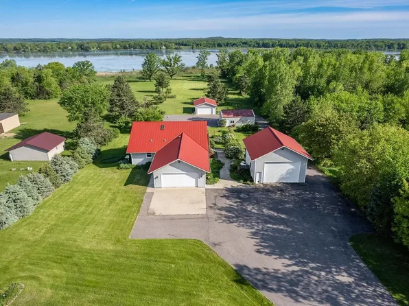 W5732 Lakeview Drive, Montello, WI 53949