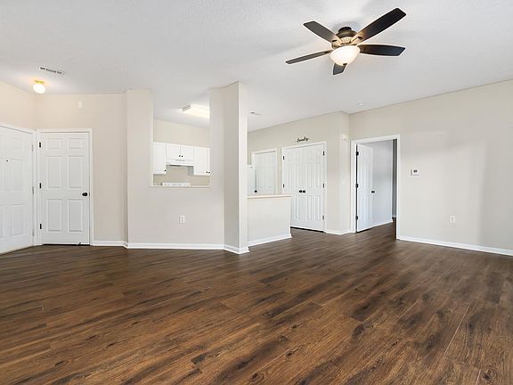 5th image of 180 Wexford Drive Unit #104