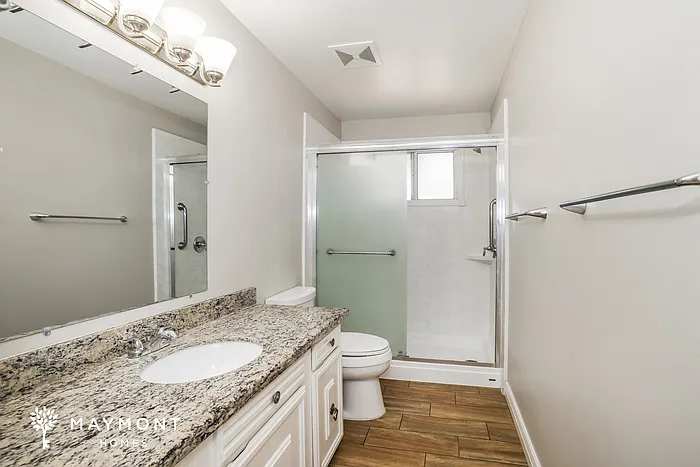 525 E Geneva Dr — Photo 13