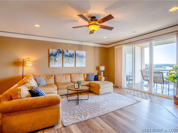 1225 Lands End Pkwy APT 737, Osage Beach, MO 65065