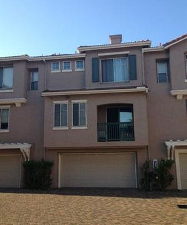 1st image of 970 Camino De La Reina Unit 39
