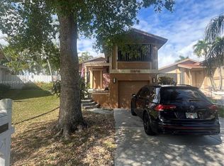 21806 SW 98th Pl, Cutler Bay, FL 33190