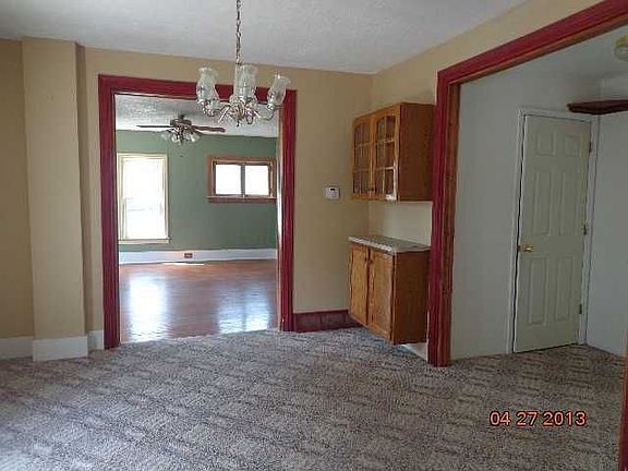3rd image of 226 N Cochran Ave