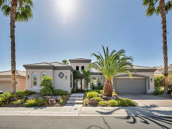 2nd image of 4754 Riva De Romanza St