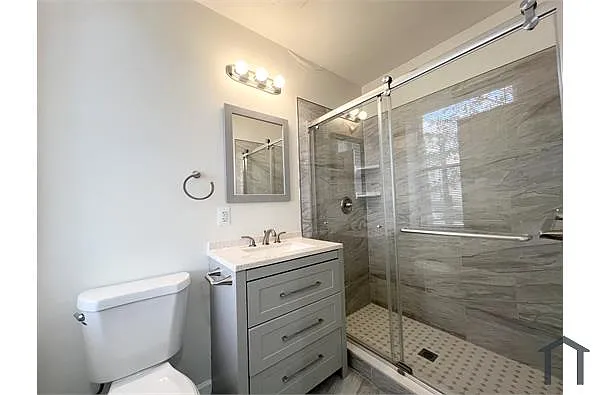 Photo 2 of 11 - 1006 Webster St NW #104 - Washington, DC Building Photo - 1006 Webster St NW #104