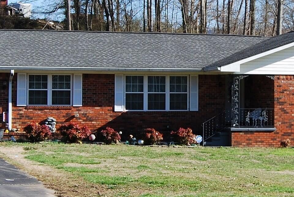 1st image of 544 N Pine St