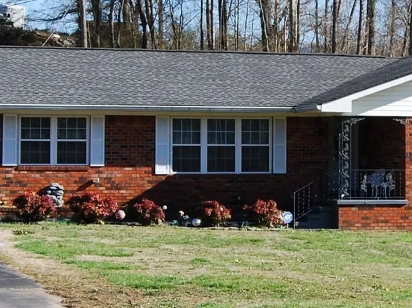 544 N Pine St, Whitwell, TN 37397
